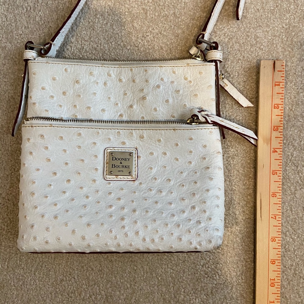 DOONEY & BOURKE CROSSBODY PURSE WHITE OSTRICH